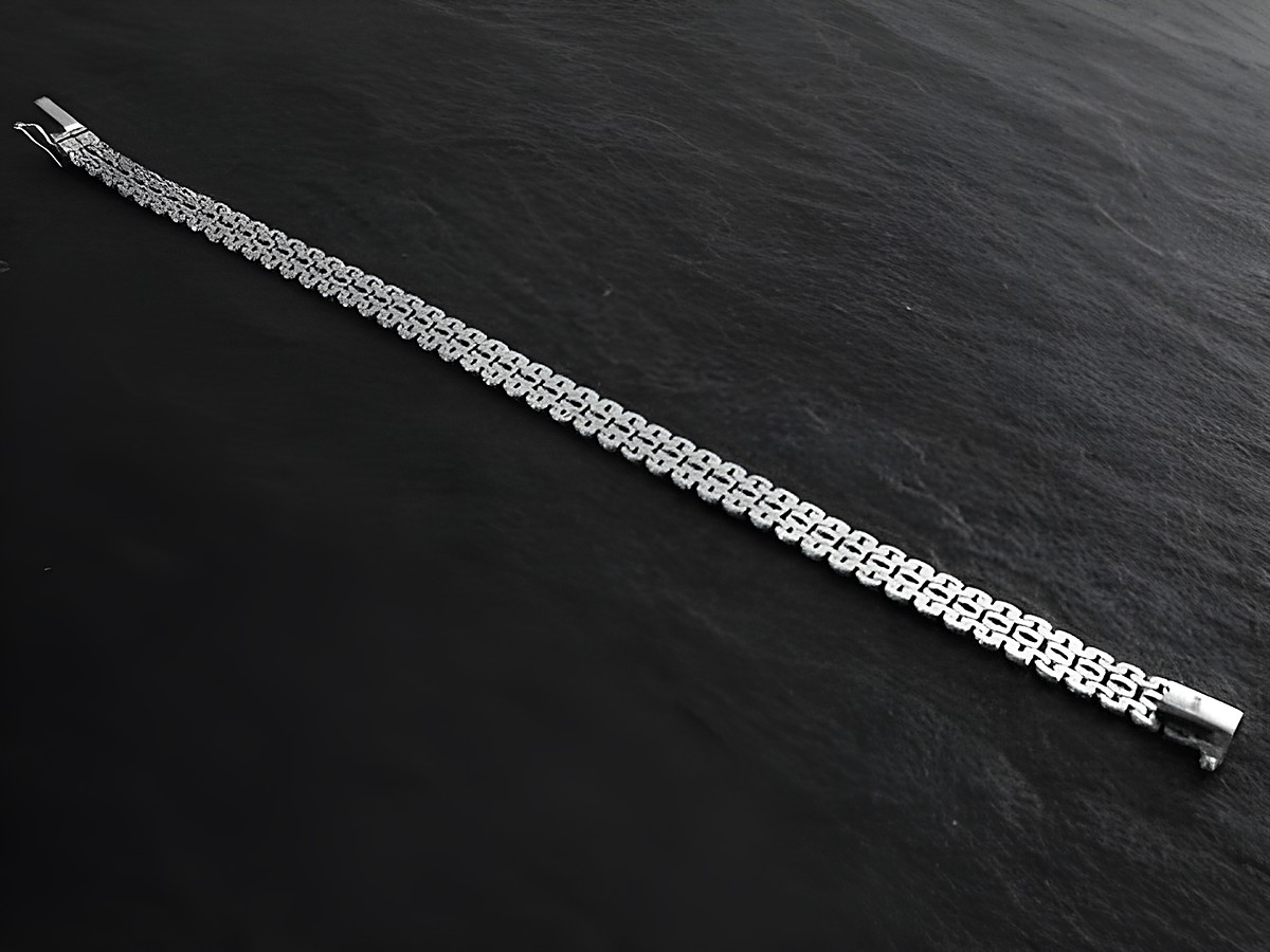 Silberarmband rhodiniert modern 20 cm Panzer Sicherheitsacht von Juwelier Harnisch, elegantes Design ohne Stein, glänzende Oberfläche, ideal für jeden Anlass.