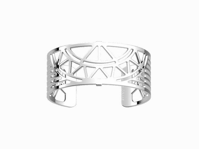 Silberner Armreif von Les Georgettes im Design TALISMAN 7036083, 25 mm breit, mit filigranen geometrischen Mustern und offener Struktur für einen modernen Look.