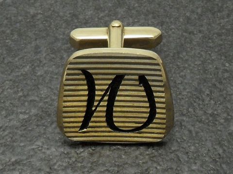Vergoldete Manschettenknöpfe mit den Initialen W, gestreiftes Design, Hersteller Juwelier Harnisch. Ideal für elegante Anlässe.