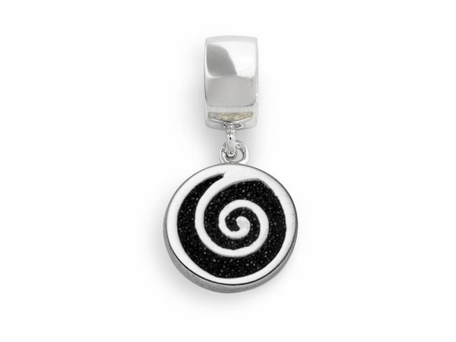 DUR Schmuck F213.SPIRALE ist ein eleganter Sterling Silber Anhänger in Form einer Spirale mit einer schwarzen Sandoberfläche. Ideal als Charm für Armbänder oder Halsketten.