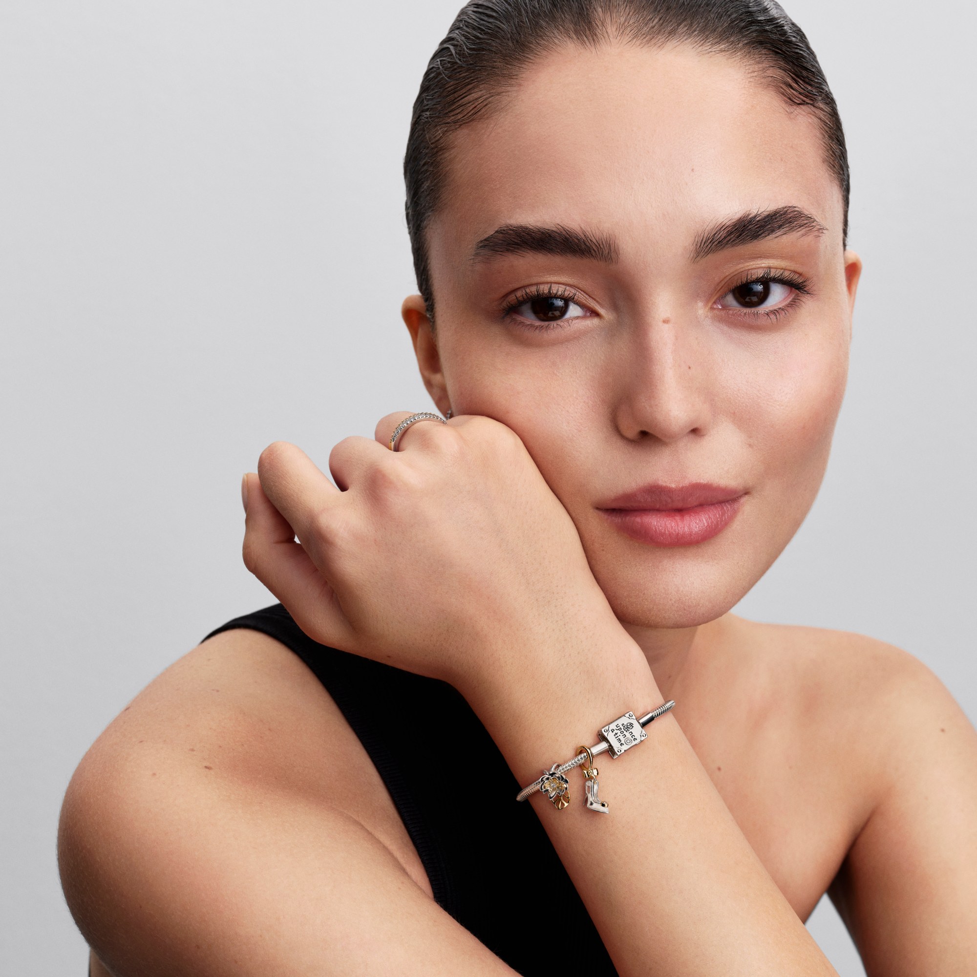 Pandora Disney Tiana Lotusblume - Silber & Gelbgold Vergoldung - Lab-Grown Diamant – Ansicht 4