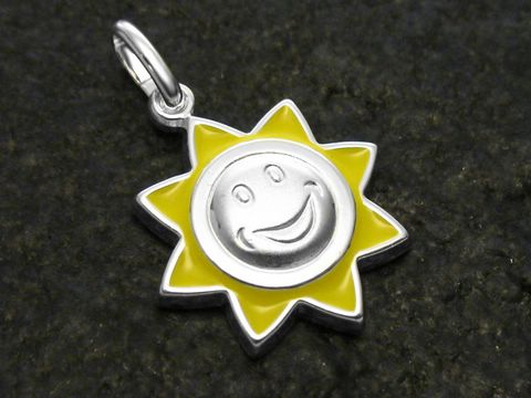Sonnenblume Sterling Silber Anhänger mit emaillierter Sonne, lächelndes Gesicht, ideal für Kinder, Hersteller Juwelier Harnisch.