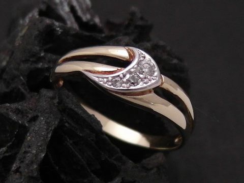 Gold Ring ansehnlich Gold 333 bicolor Zirkonia Goldring Gr. 54, Hersteller Juwelier Harnisch, bis Gr. 54/17,5.