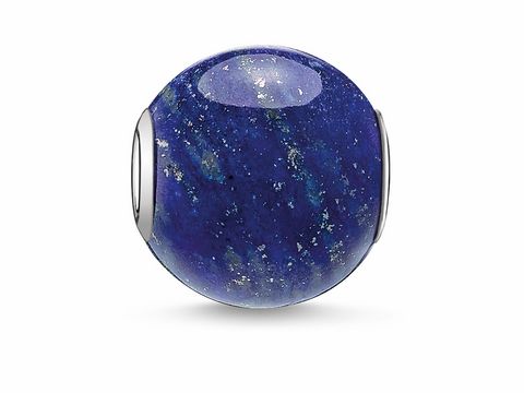 Thomas Sabo Karma Beads K0071-592-1 aus Lapislazuli in Blau mit silbernen Elementen, rund und glänzend, ideal zur Ergänzung von Schmuckstücken.