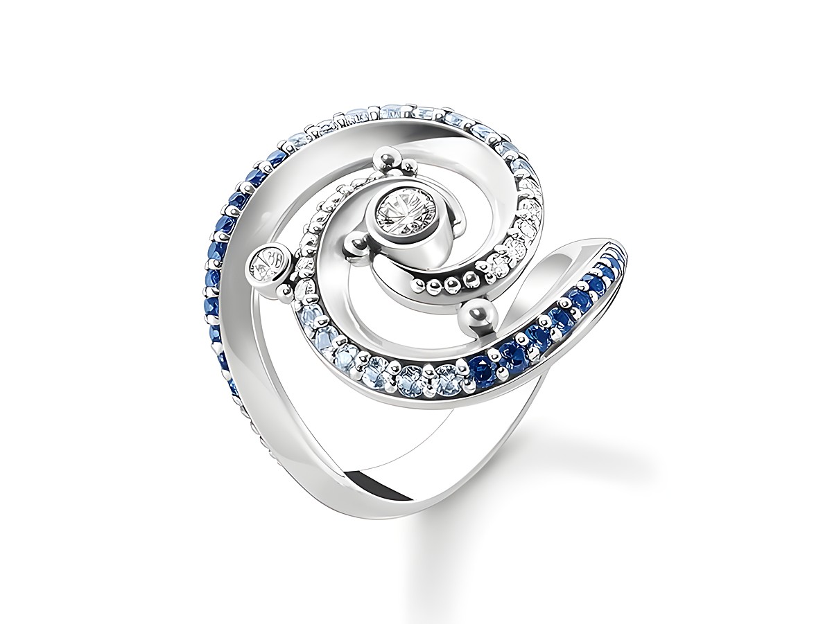 Ring aus Sterling Silber von Thomas Sabo, Größe 48, mit geschwungener Form, besetzt mit synth. Spinell und Zirkonia in blauen und klaren Farben. Elegant und modern gestaltet.