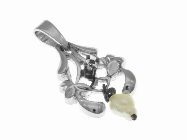 Anhänger mit floralem Design aus Silber rhodiniert, verziert mit einer Biwa-Perle und Zirkonia, Hersteller Juwelier Harnisch, elegantes Schmuckstück für besondere Anlässe.