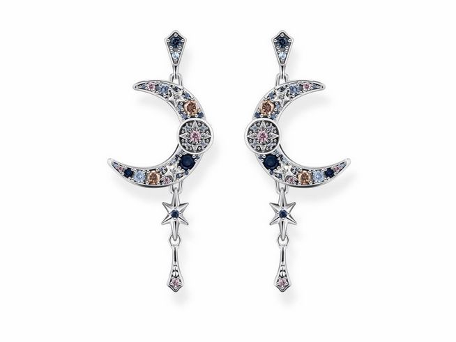 Ohrringe von Thomas Sabo in Sterling Silber mit Glas-Keramik, synthetischem Spinell und Zirkonia. Das Design zeigt mondförmige Anhänger mit funkelnden Steinen und eleganten Sternen.