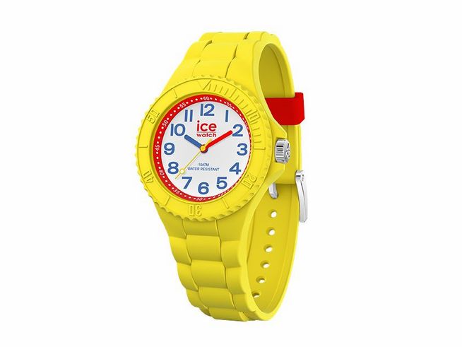 Eine gelbe Ice-Watch ICE hero - Yellow spy - Extra small - 020324 mit rot-weißen Akzenten, großem Ziffernblatt und einem robusten Silikonarmband, ideal für sportliche Aktivitäten.
