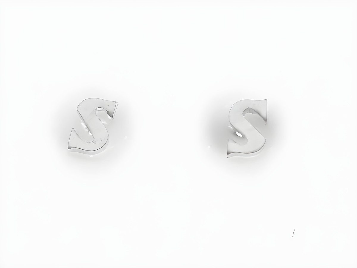 Ohrringe Ohrstecker Buchstabe S aus Silber 925 mit Initialien, Hersteller Juwelier Harnisch, elegantes Design für individuelle Akzente.