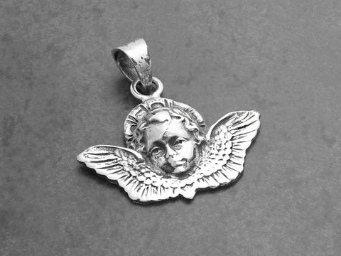 925 Sterling Silber Anhänger mit einem göttlichen Engel, detailreich gestaltet, mit Flügeln und einem sinnlichen Gesichtsausdruck, hergestellt von Juwelier Harnisch.