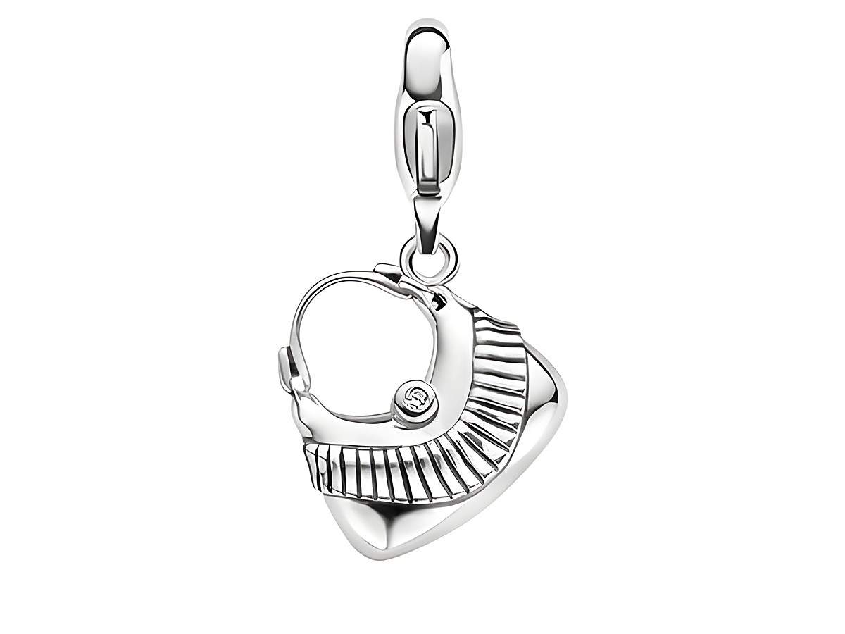 Charm in Silber von Ti Sento für die Boho Bag 8393SI, elegantes Design mit raffinierten Details und einem funkelnden Element, ideal für stilvolle Accessoires.