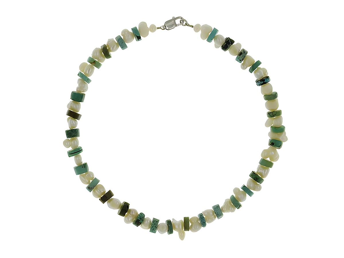 Steinkette mit Süßwasser-Zuchtperlen und Türkis in den Größen 6,5-10,5 mm, kombiniert in einer Länge von 43 cm, silberne Verschlussdetails, Hersteller Juwelier Harnisch. – Ansicht 2