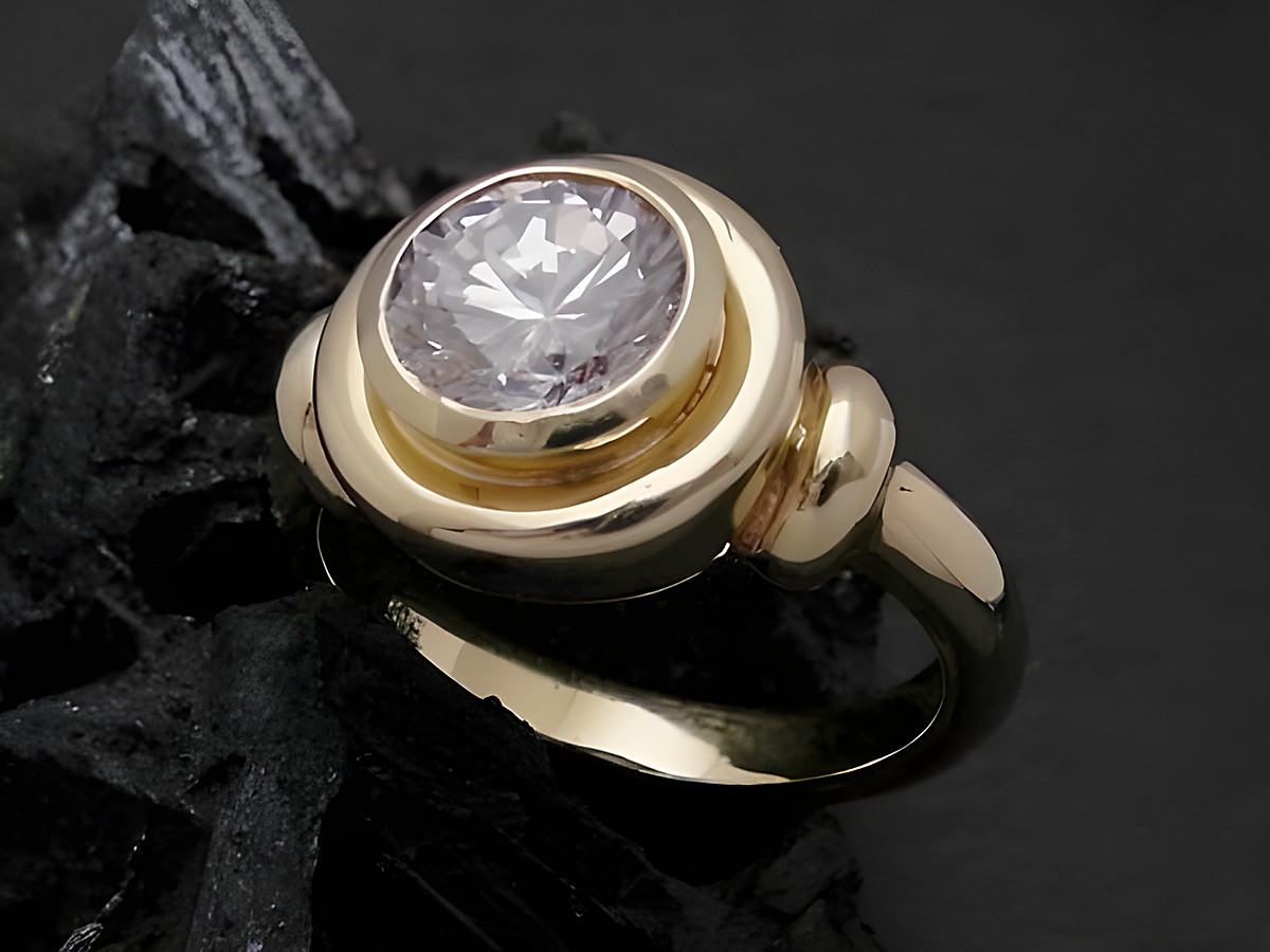 Charismatischer Goldring aus Gold 585 mit Zirkonia, Größe 55, Hersteller Juwelier Harnisch, bis Größe 56/18.