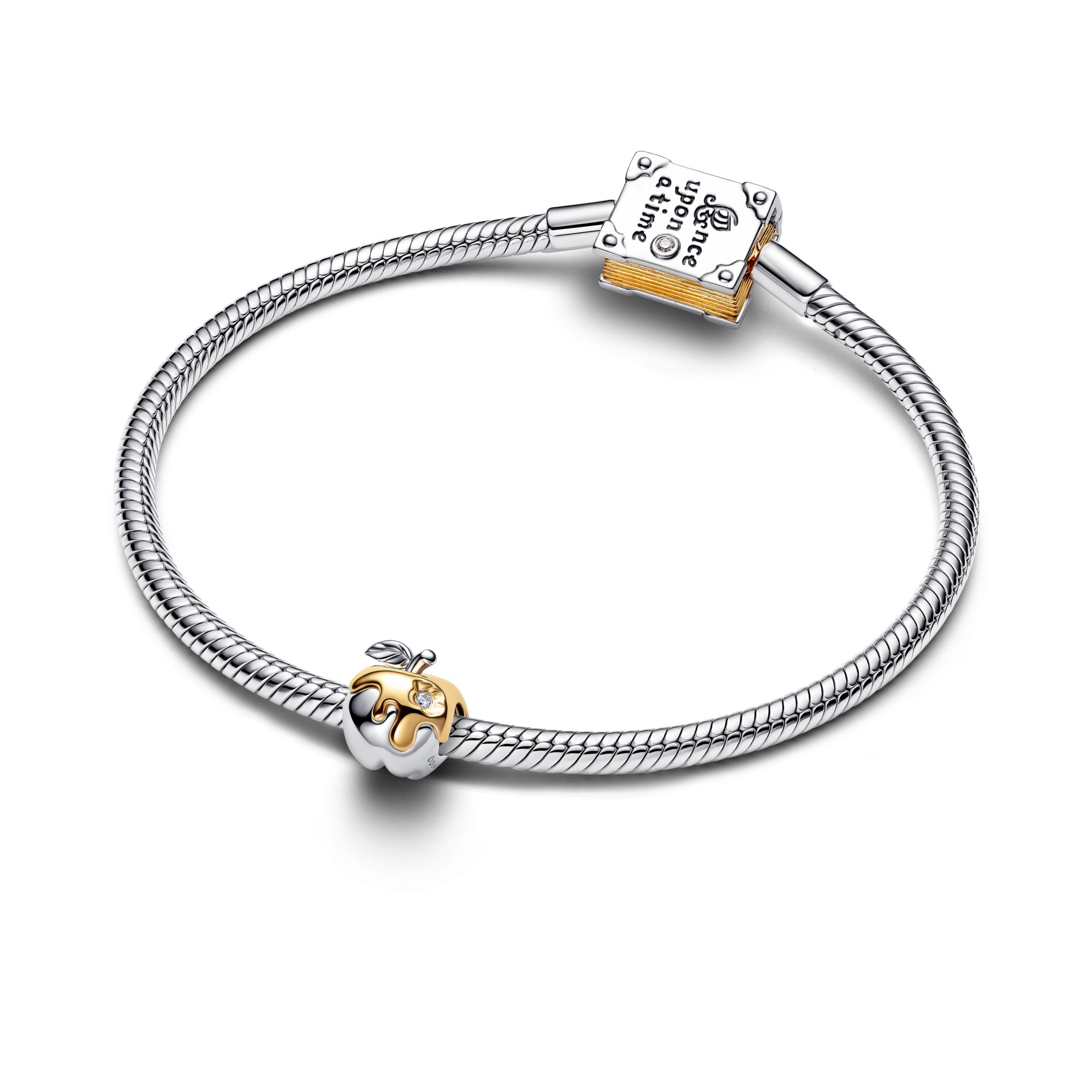 Pandora Disney Schneewittchen Vergifteter Apfel Charm - BICOLOR - Lab-Grown Diamant – Ansicht 3