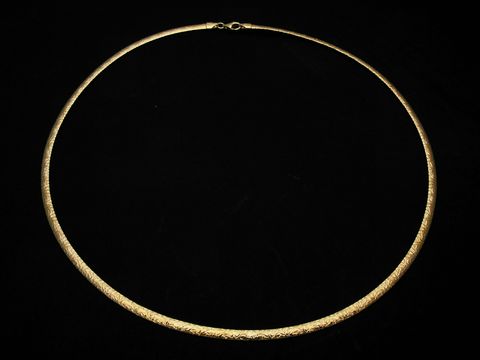 Silber Omega Reifen Tonda aus Sterling Silber vergoldet, 45 cm lang, hergestellt von Juwelier Harnisch, elegantes Collier für stilvolle Akzente.