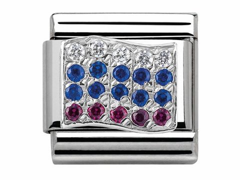 Classic SilverShine Charm mit Zirkonia in den Farben einer Flagge, gefertigt von Nomination, funkelnde blaue, rote und klare Steine in einem eleganten Design.
