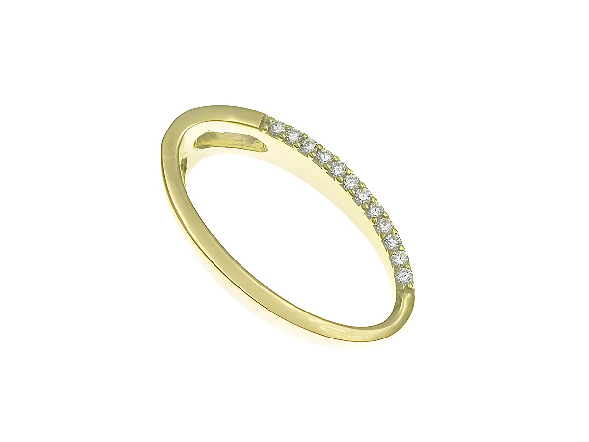 Anhänger aus poliertem Sterling Silber in Gelbgold mit dem Buchstaben O, verziert mit Zirkonia, hergestellt von Juwelier Harnisch.