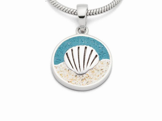 DUR Anhänger Muschel aus Sterling Silber mit farbigen Akzenten in Blau und Weiß, zeigt eine stilisierte Muschel vor einem maritimen Hintergrund, ideal für Strandliebhaber.