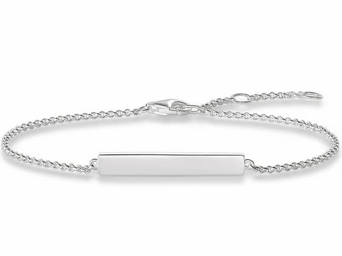 41608536-0 Silbernes Love Bridge Armband von Thomas Sabo mit einem glatten, länglichen Anhänger und feiner Kette, erhältlich in verschiedenen Längen von 16,5 bis 19,5 cm.