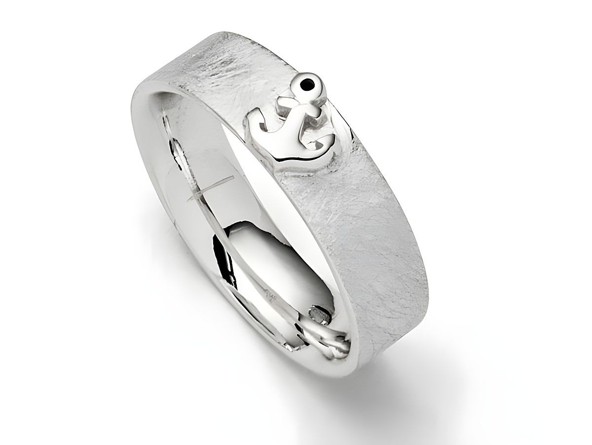 Sterling Silber Ring von DUR in Größe 52 mit mattierter Oberfläche und einem kleinen Anker als Schmuckdetail. Ideal für maritime Liebhaber und stilvolle Akzente.