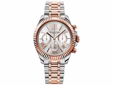 Damenuhr von Thomas Sabo mit Edelstahlgehäuse und Edelstahlarmband, roségoldfarbene Links, Chronograph mit silbernem Zifferblatt und römischen Ziffern.