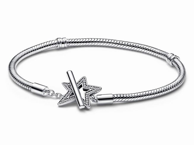 Sterling Silber Schlangen-Armband von Pandora mit einem Stern T-Verschluss, besetzt mit klaren Zirkonia, Länge 23 cm, elegant und stilvoll für jeden Anlass.