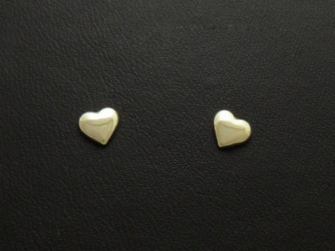 Herz Ohrstecker aus Gold 333 von Juwelier Harnisch, reizende Herz Ohrringe in schlichter Form, perfekt für jeden Anlass.