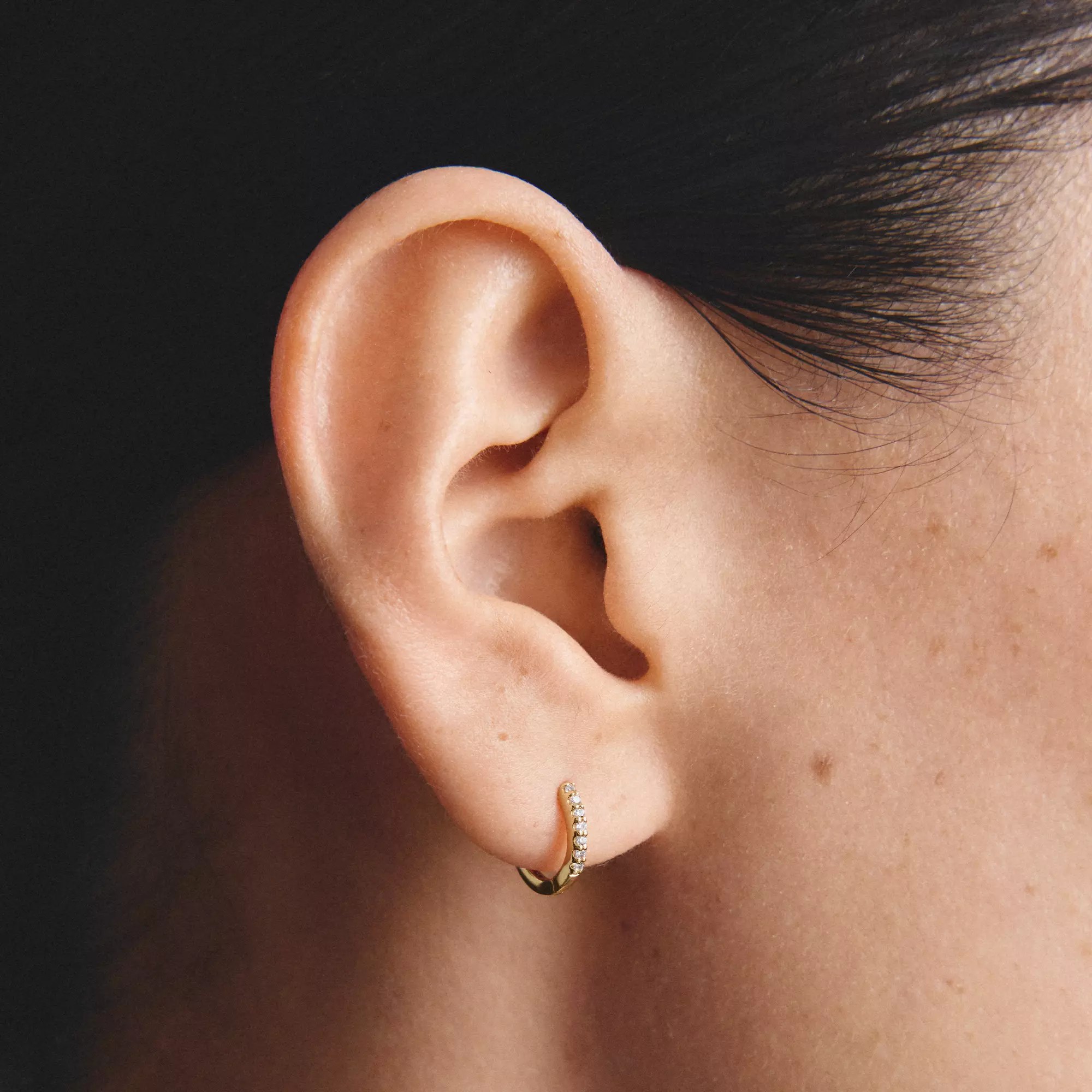 Thomas Sabo Creolen mit weißem Zirkonia – vergoldet – 10,5 mm hoch – Ansicht 4