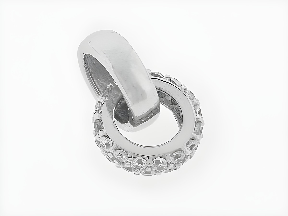 Silber Anhänger in trendigem Design aus rhodiniertem Metall mit Zirkonia-Steinen, hergestellt von Juwelier Harnisch, ideal für modische Akzente.
