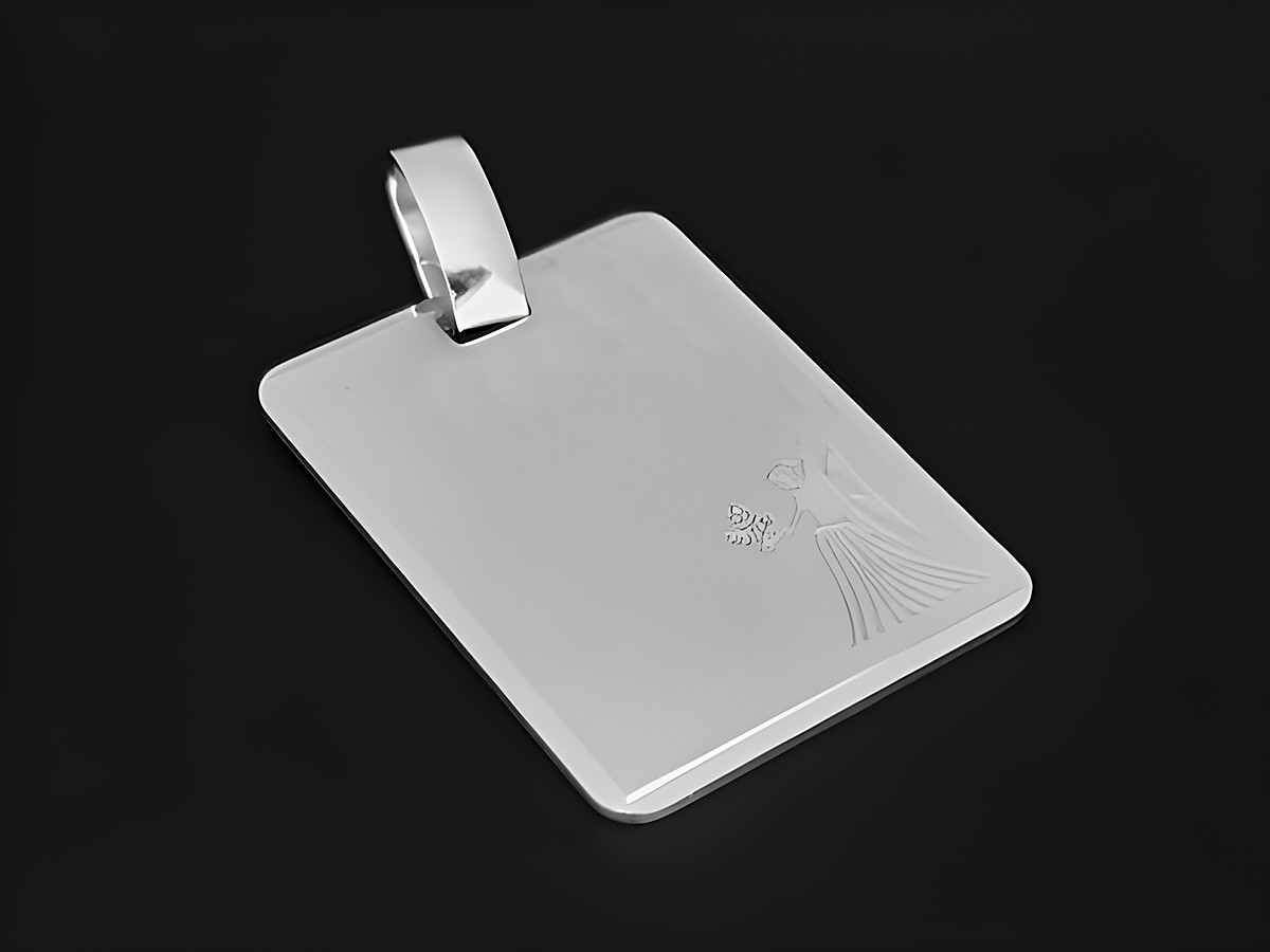 Silber Anhänger mit gravierter Platte und Sternzeichen Jungfrau, rhodiniert und mattiert, hergestellt von Juwelier Harnisch, ideal als persönliches Geschenk oder Schmuckstück.