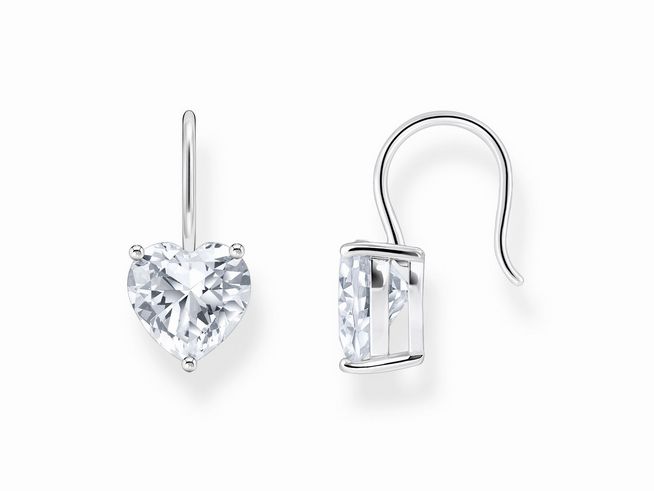 Ohrhänger mit großem Zirkoniaherz in Silber, strahlend und elegant, ideal für festliche Anlässe oder den Alltag, erleichtert das Tragen und sorgt für einen glanzvollen Look.