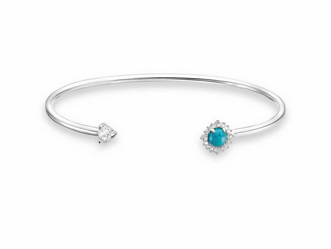 Thomas Sabo Armreif AR107-405-17-L15 aus Sterling Silber mit imit. Türkis und Zirkonia in Türkis, elegant und zeitlos, mit einem Durchmesser von 15,50 cm.