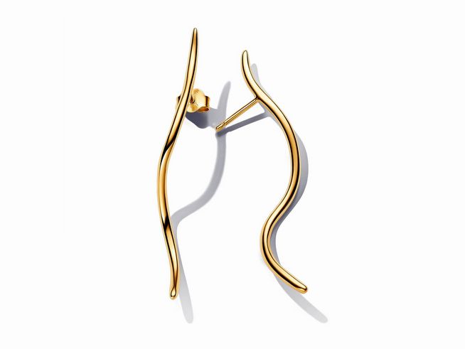 Organisch geformte Draht Ohrringe aus Gelbgold vergoldet von Pandora, stilvolles und modernes Design ideal für jeden Anlass, gleiten elegant und leicht durch das Ohr.