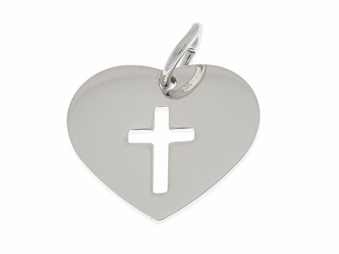 Silberne rhodinierte Anhänger in Herzform mit einem ausgestanzten Kreuz, schlichtes und religiöses Design, hergestellt von Juwelier Harnisch.