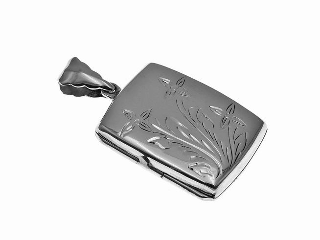 Medaillon aus Sterling Silber mit floralem Muster, eckige Form, Hersteller Juwelier Harnisch, filigrane Gravur von Blümchen, eleganter Anhänger.
