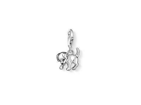 Charm Anhänger eines Hundes aus Silber und Kaltemail von Thomas Sabo, Modell 0885-007-12, tierisches Design, ideal für Tierliebhaber und als Schmuckstück für Armbänder oder Halsketten.