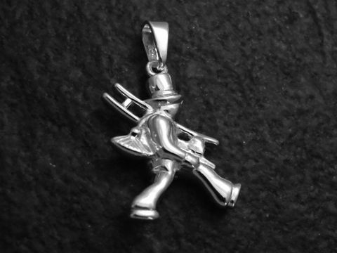 Schornsteinfeger Anhänger aus Sterling Silber von Juwelier Harnisch, als Glücksbringer gestaltet, der einen Schornsteinfeger in traditioneller Kleidung zeigt, ideal für den persönlichen oder Geschenkgebrauch.