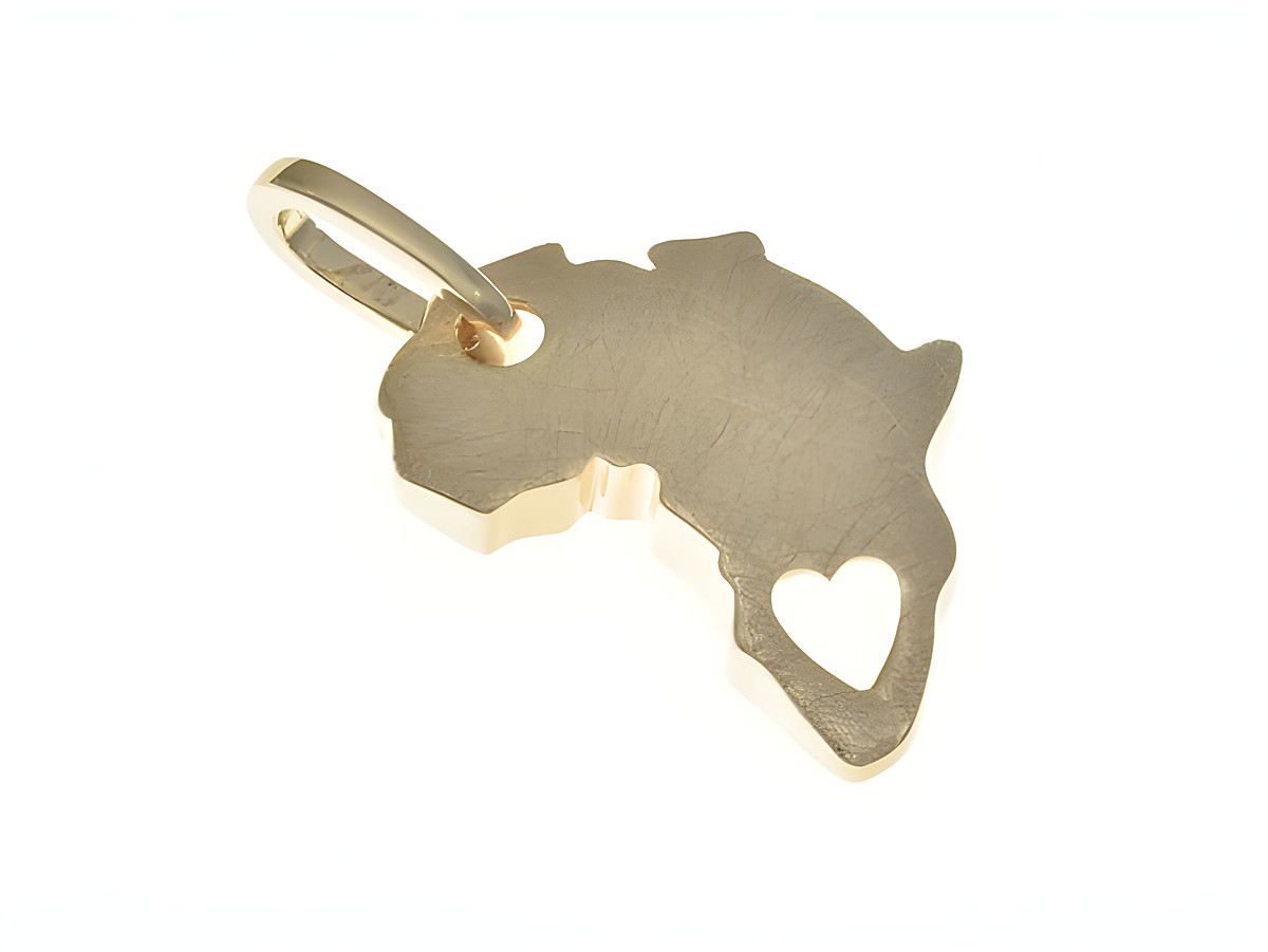 Afrika Anhänger aus Sterling Silber mit Roségold-Finish, zeigt die Form des Kontinents mit einem herzförmigen Ausschnitt, hochwertiger Schmuck vom Juwelier Harnisch.