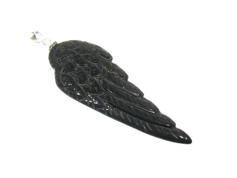 Flügel aus echtem Onyx mit einer Länge von 5 cm und einer Silberöse, elegant geformt und detailliert, perfekt für Schmuckliebhaber und als Anhänger geeignet.
