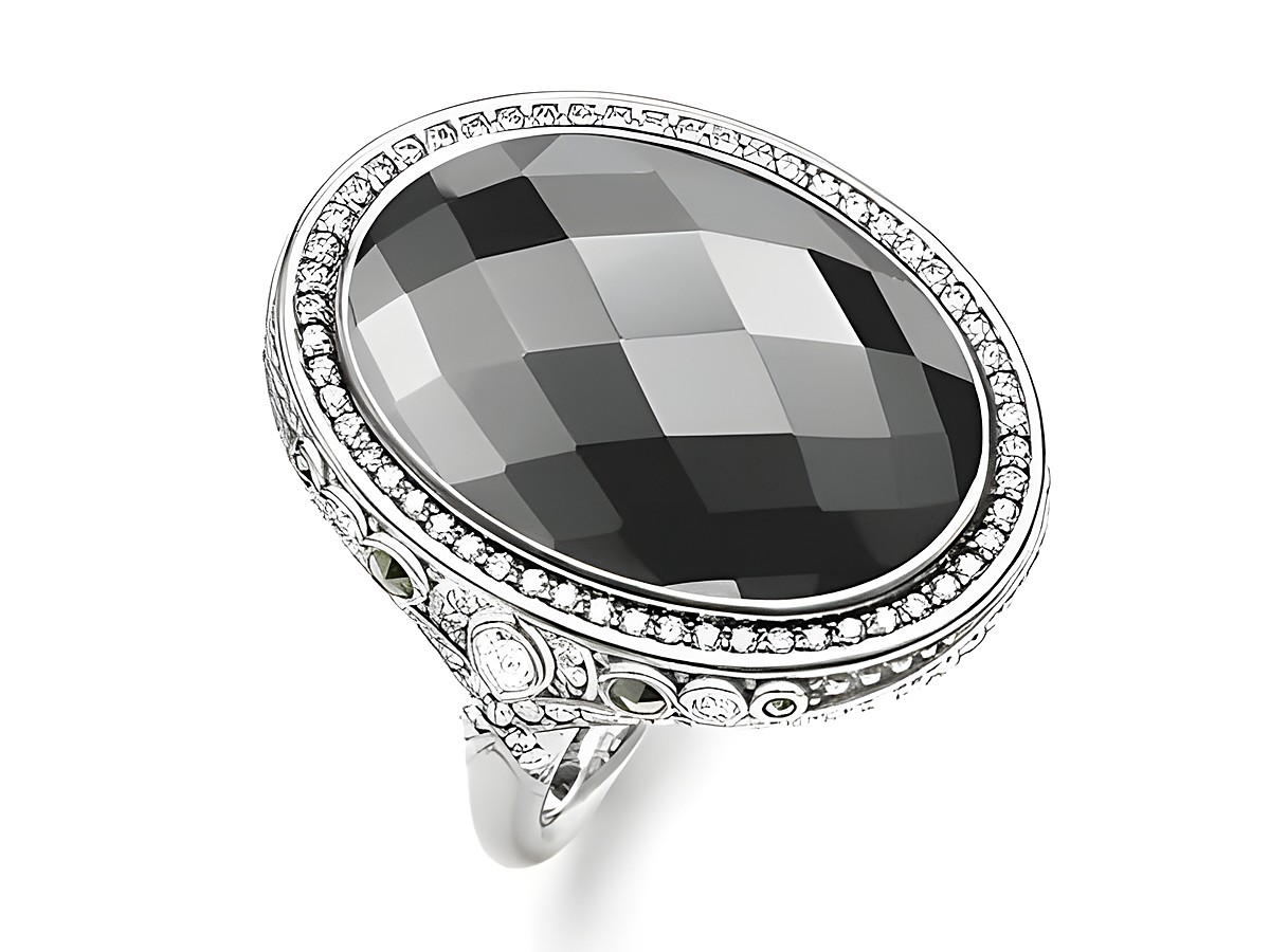 Thomas Sabo Ring aus Sterling Silber mit ovalem, facettiertem, grauem Hämatit und Zirkonia-Steinen in Größe 52, elegantes Design mit glitzerndem Rand.