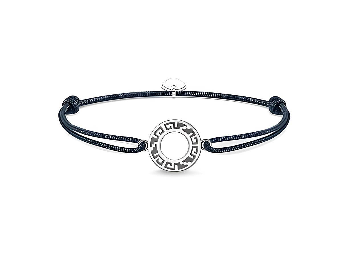 Little Secrets Armband von Thomas Sabo in grau mit einem eleganten runden Anhänger und einem geschmackvollen Muster, ideal für modische Akzente.