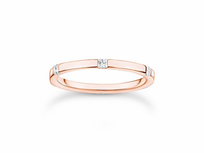 Thomas Sabo Ring TR2396-416-14-50 aus Sterling Silber vergoldet in Roségold mit Zirkonia Steinchen, elegante schlichte Form, Größe 50, ideal für jeden Anlass.