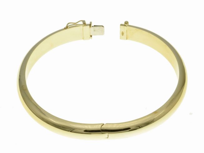 Schlichte Gold Armreifen 585 mit einer Länge von 20 cm, opulentes Design, Hersteller Juwelier Harnisch, glänzende Oberfläche für eleganten Stil.