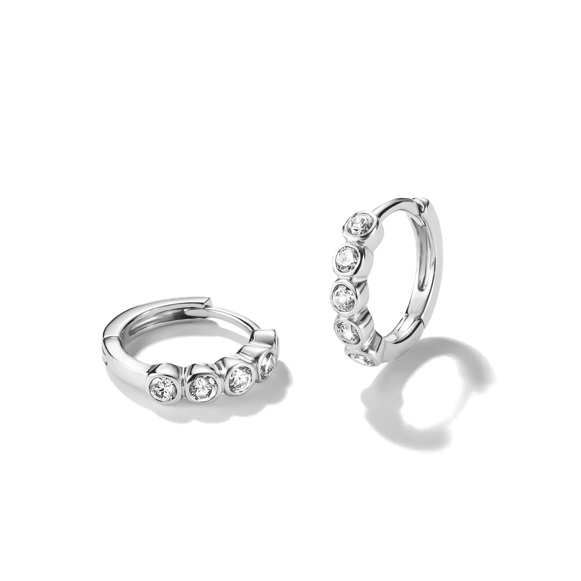 Thomas Sabo Creolen mit weißem Zirkonia – Silber – 10,9 mm hoch – Ansicht 3