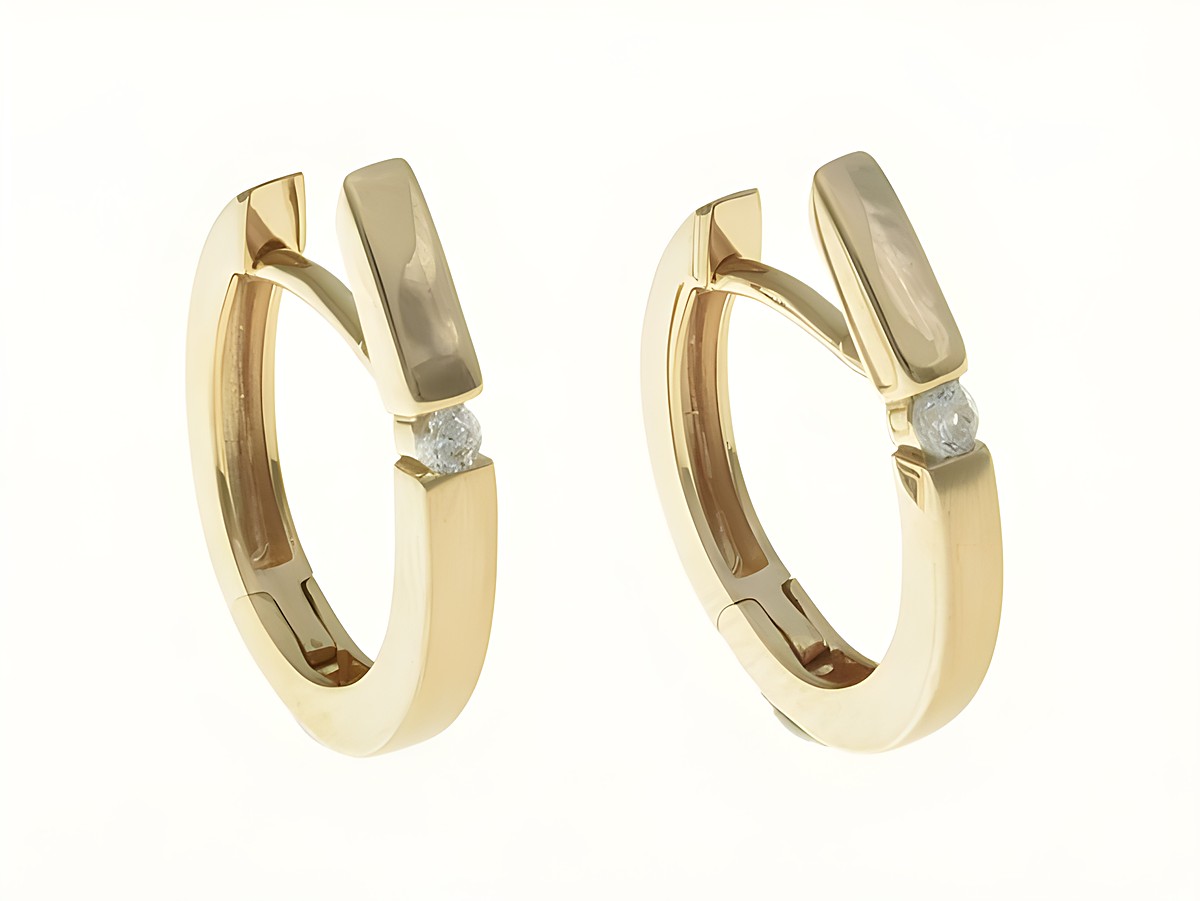 Creolen in 1,7 cm aus Sterling Silber, rosegold vergoldet mit Zirkonia, Durchmesser von 2,1 mm, Hersteller Juwelier Harnisch, elegantes Design und zeitloser Glanz.