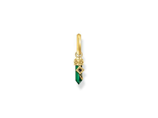 Einzelne Creole mit Malachit in grün, verziert mit Zirkonia und einem goldfarbenen Anhänger. Aus hochwertigem Silber, gelbgold vergoldet. Elegant und modern im Design von Thomas Sabo.