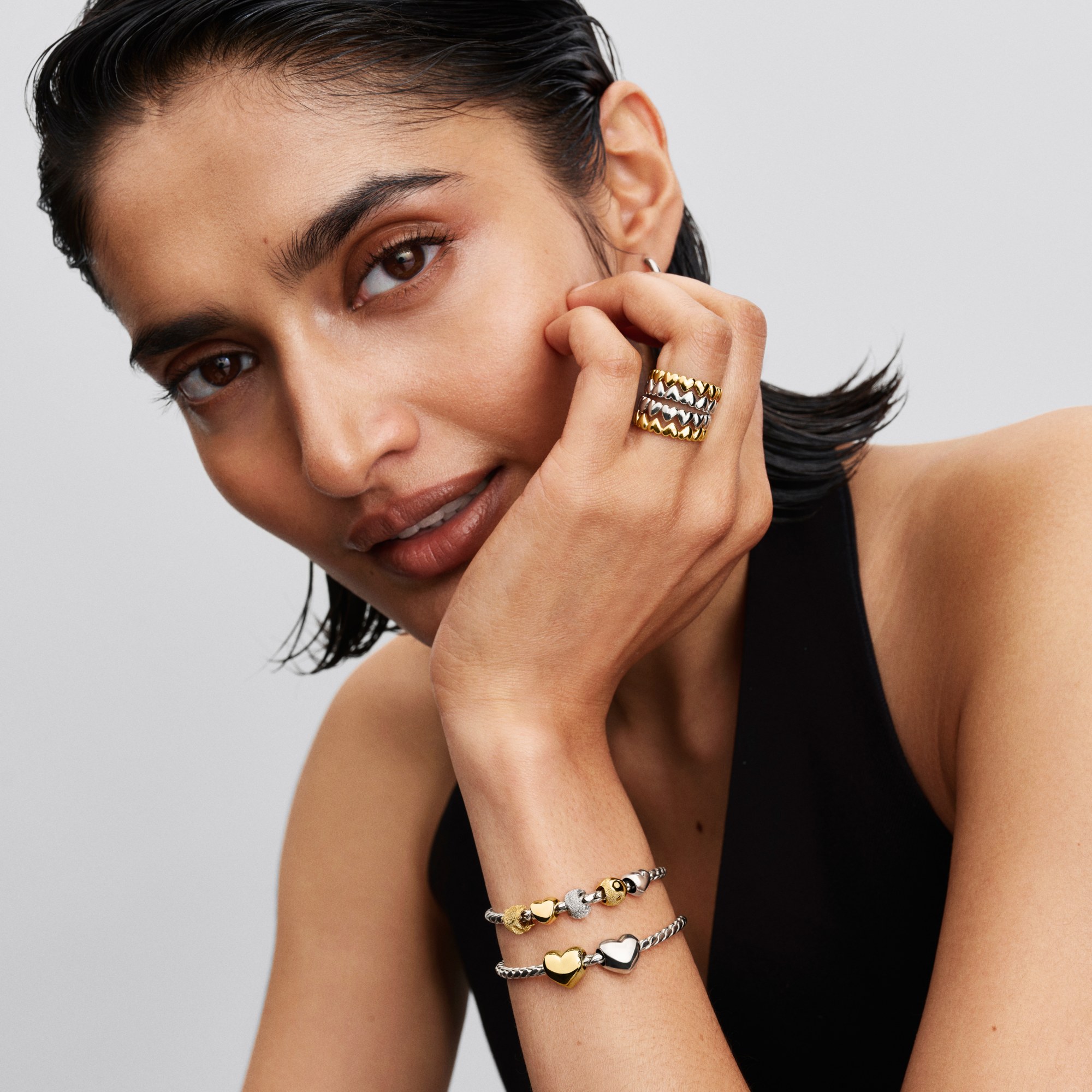 Pandora Strukturiertes Yin und Yang Mini-Charm - Gelbgold Vergoldung – Ansicht 5