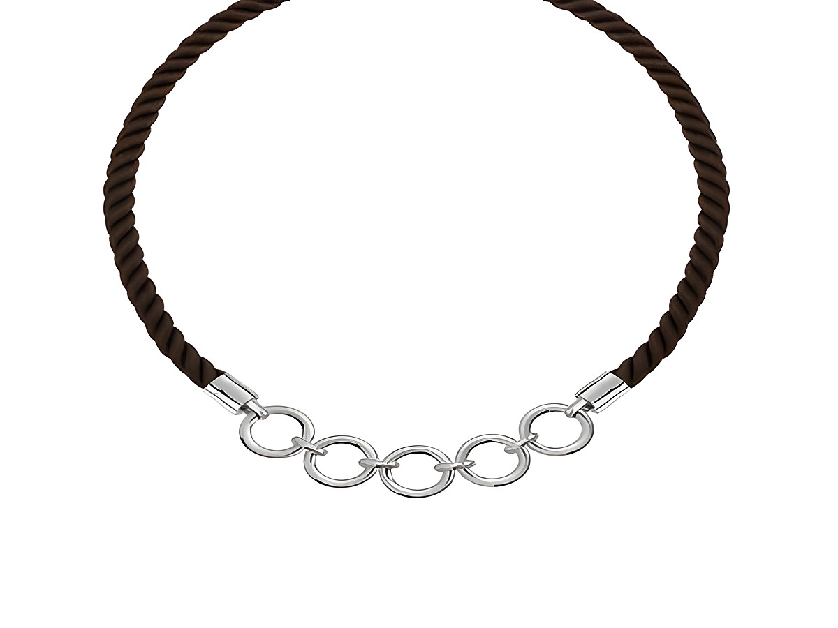 Braune Kette aus gekordeltem Material mit silbernen Elementen, Länge von 41 bis 43 cm, hergestellt von Ti Sento, ideal für stilvolle Akzente und Kombinationen.