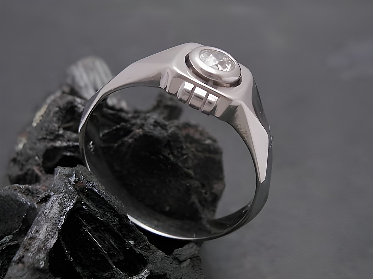 Gold Ring beeindruckend aus Weißgold 750 mit Altschliff Brillant. Der Goldring in Größe 66 stammt von Juwelier Harnisch und eignet sich für über Größe 60/19. – Ansicht 2