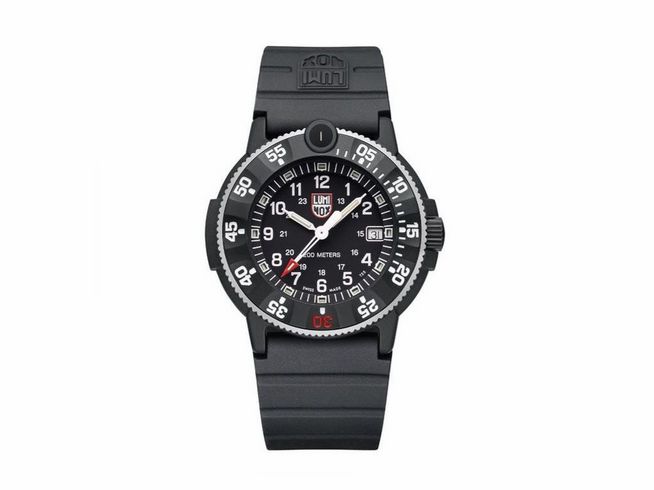 Luminox Uhr XS.3001.H.SET - NAVY SEAL Original Heritage - 43 mm mit schwarzem Zifferblatt und Gummiband, präzise Zeitmessung und bis 200 Meter wasserdicht.